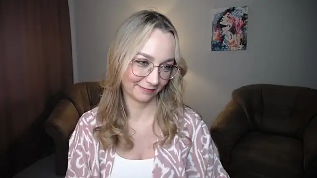 Ava Elior online show from June 2026 11:37:02 AM