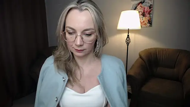 Ava Elior online show from March 2026 10:15:01 AM