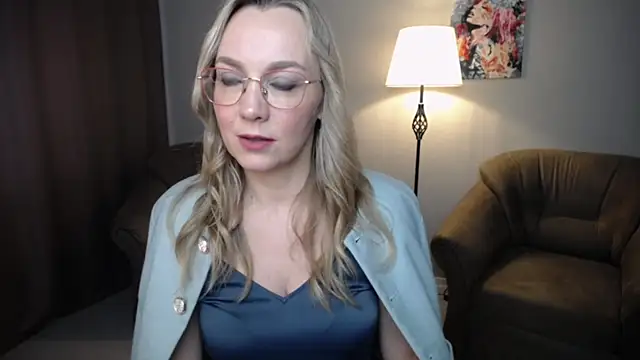 Ava Elior online show from May 2026 10:32:01 AM