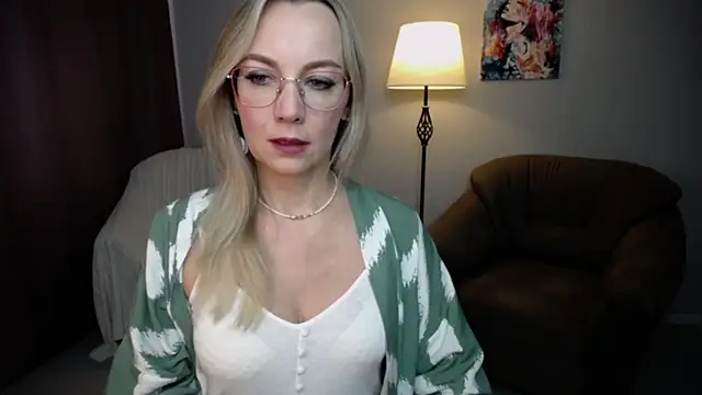 Ava Elior online show from September 2025 09:26:02 AM
