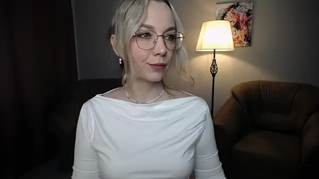 Ava Elior online show from April 2026 11:34:01 AM