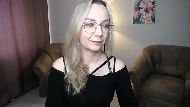 Ava Elior online show from May 2026 11:26:02 AM