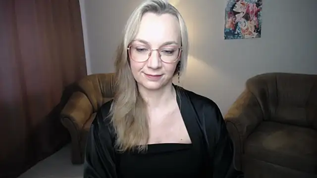 Ava Elior online show from July 2026 11:39:01 AM