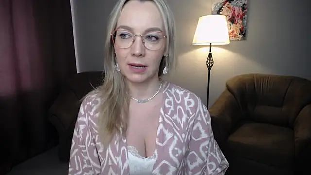 Ava Elior online show from April 2026 11:23:02 AM