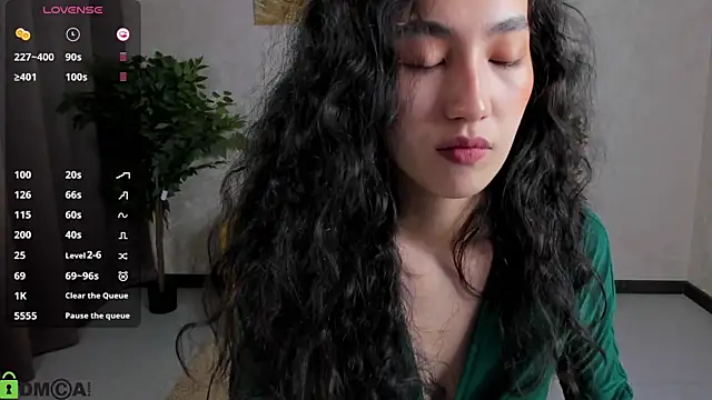 FlirtyAura online show from March 2026 02:08:01 AM