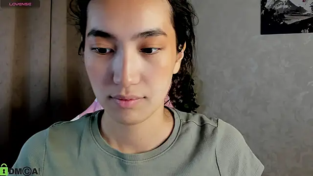 FlirtyAura online show from November 2025 03:28:02 AM