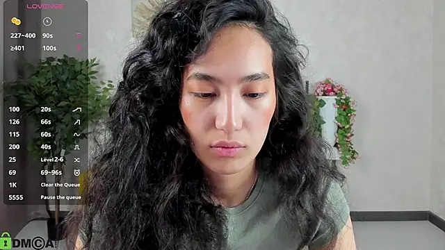 FlirtyAura online show from February 2026 03:17:01 AM