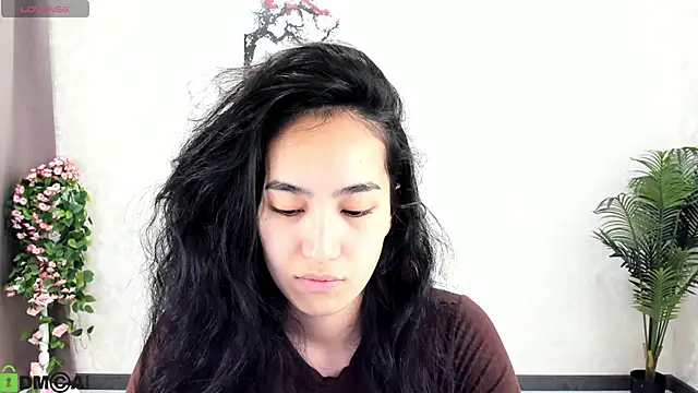 FlirtyAura online show from November 2025 03:10:01 AM