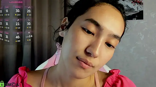 FlirtyAura online show from December 2025 03:51:02 AM