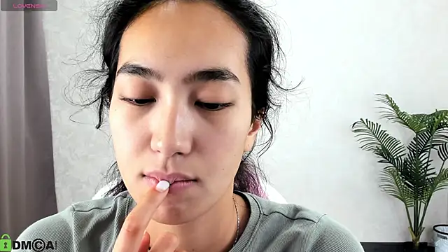 FlirtyAura online show from November 2025 03:10:02 AM