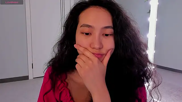 FlirtyAura online show from March 2026 03:50:01 AM