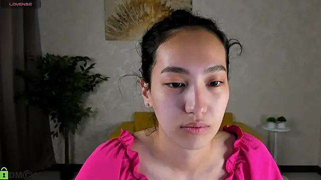 FlirtyAura online show from May 2026 03:43:01 AM
