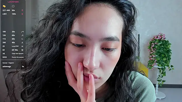 FlirtyAura online show from March 2026 02:28:01 AM