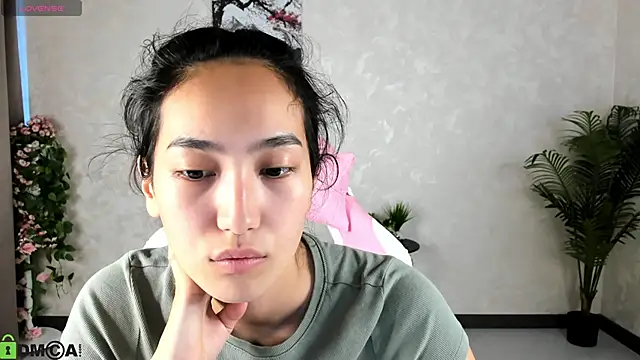 FlirtyAura online show from September 2025 03:45:02 AM