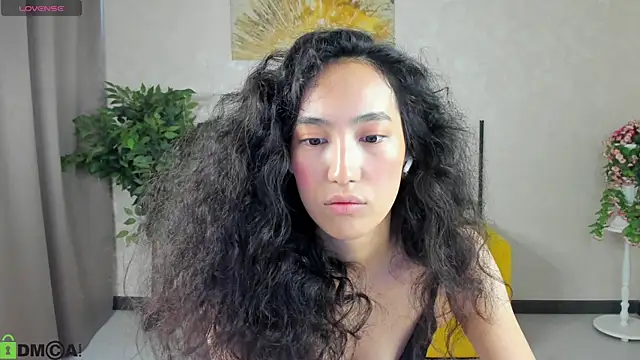 FlirtyAura online show from April 2026 03:24:02 AM