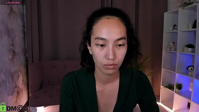 FlirtyAura online show from July 2026 03:37:02 AM