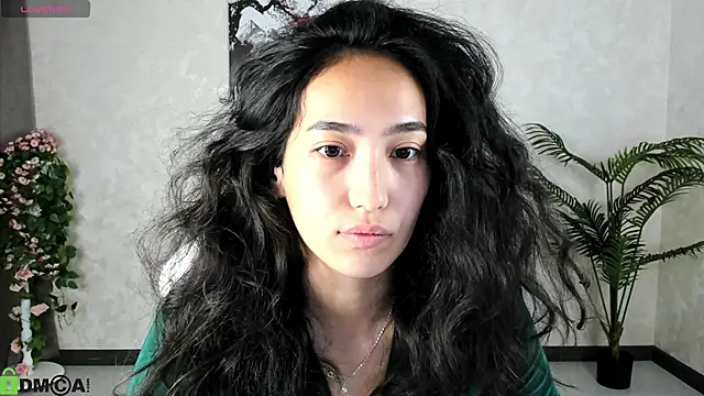 FlirtyAura online show from September 2025 03:40:02 AM
