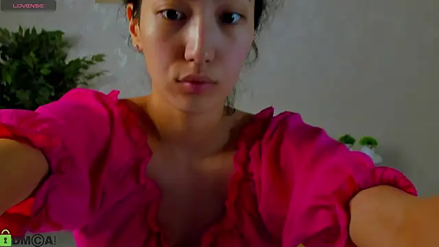 FlirtyAura online show from April 2026 03:36:02 AM