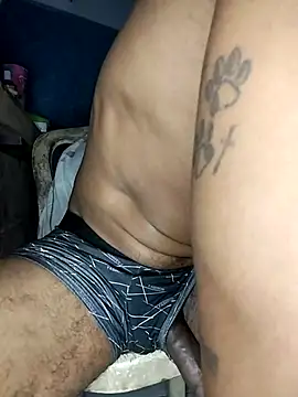 Snapshot of Kesurra chatting on February 2026 12:06:01 AM Kesurra online show from February 2026 12:06:01 AM