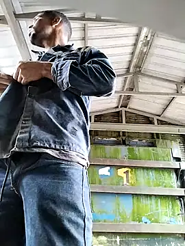 Kesurra online show from March 2026 04:59:01 PM