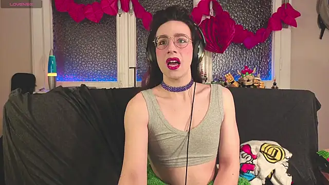 Zesty Peach online show from March 2026 11:28:02 AM