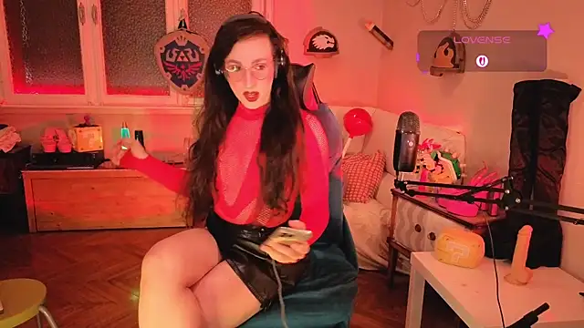 Zesty Peach online show from June 2026 04:28:01 PM