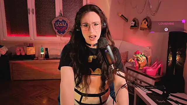 Zesty Peach online show from June 2026 09:53:02 PM