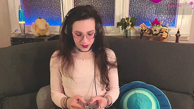 Zesty Peach online show from March 2026 11:37:02 PM