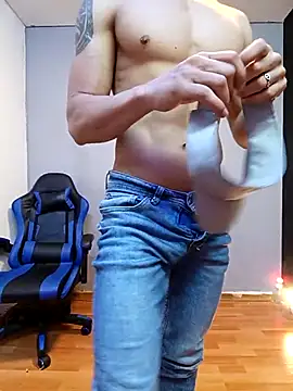 jhonny thes28 online show from March 2026 02:39:01 PM