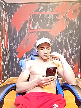 jhonny thes28 online show from April 2026 06:15:01 AM