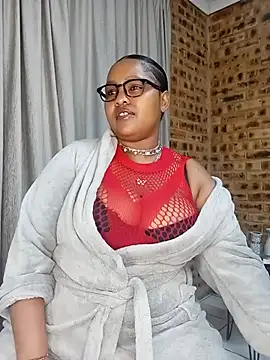 Snapshot of SativaHot96 chatting on July 2026 11:07:02 PM SativaHot96 online show from July 2026 11:07:02 PM