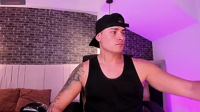 Snapshot of connorsmiith chatting on February 2026 03:45:02 PM connorsmiith online show from February 2026 03:45:02 PM