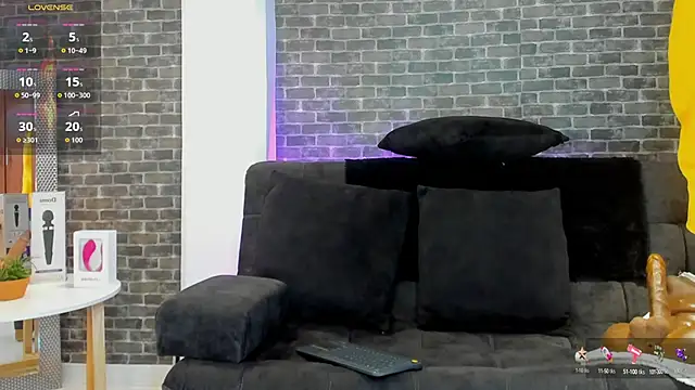 connorsmiith online show from September 2025 11:38:02 AM