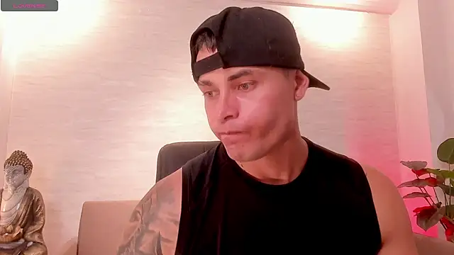 connorsmiith online show from April 2026 10:55:02 AM