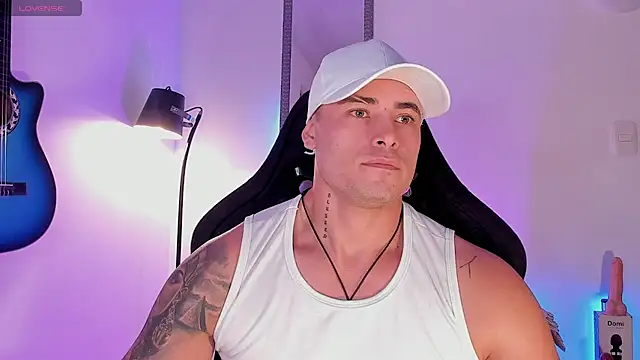connorsmiith online show from June 2026 12:38:01 PM