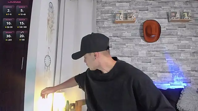 Snapshot of connorsmiith chatting on November 2025 12:38:01 AM connorsmiith online show from November 2025 12:38:01 AM