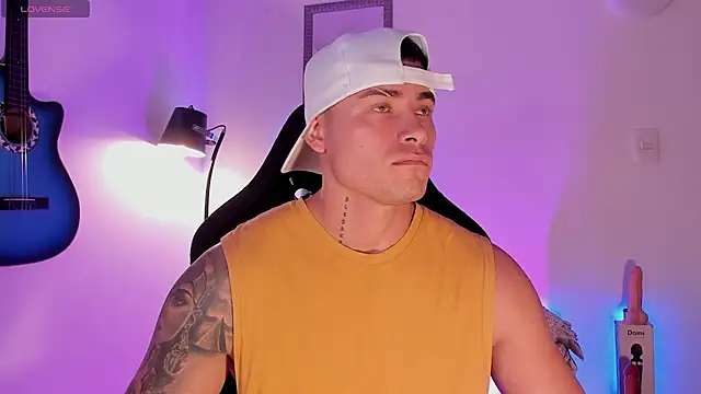 connorsmiith online show from June 2026 11:33:01 AM