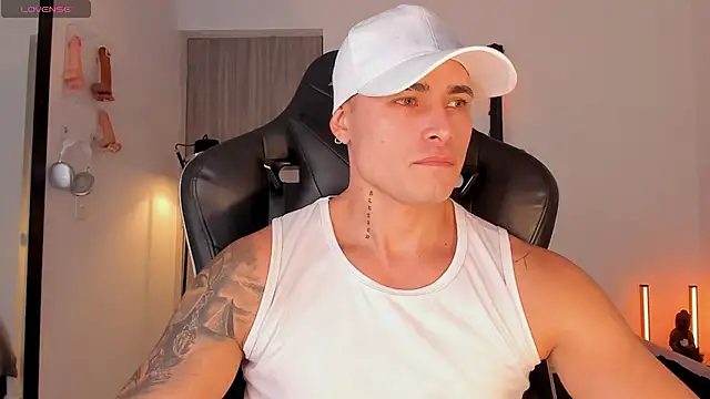 Snapshot of connorsmiith chatting on July 2026 07:24:02 PM connorsmiith online show from July 2026 07:24:02 PM