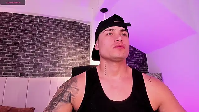 connorsmiith online show from March 2026 02:29:02 PM