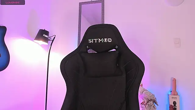 connorsmiith online show from June 2026 01:55:02 PM