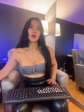 Snapshot of BellaFernandez__ chatting on May 2026 12:04:02 PM BellaFernandez online show from May 2026 12:04:02 PM