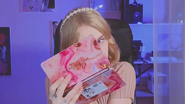 BarbieRichy online show from October 2025 05:19:02 AM