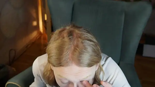 BarbieRichy online show from November 2025 06:06:02 AM