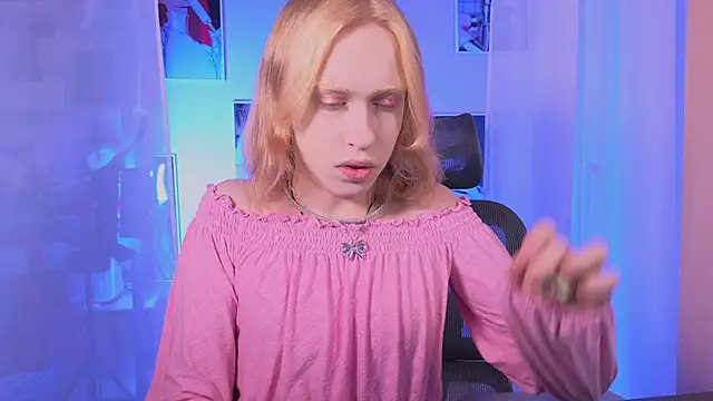 BarbieRichy online show from November 2025 05:40:01 AM