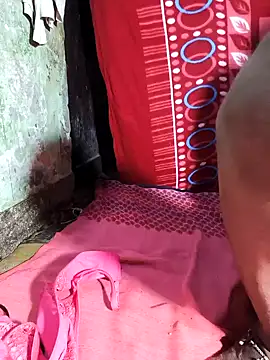 Snapshot of raju-ki-rani chatting on November 2025 05:46:01 PM raju-ki-rani online show from November 2025 05:46:01 PM