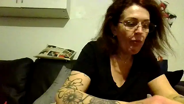 RubyyRosee online show from February 2026 09:15:01 PM