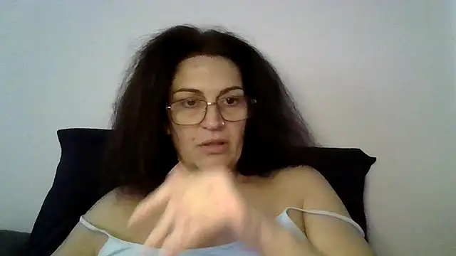 RubyyRosee online show from October 2025 01:23:01 PM