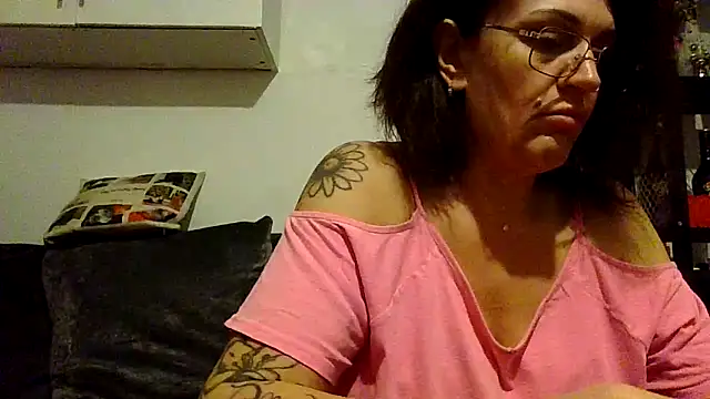 RubyyRosee online show from December 2025 06:34:01 AM