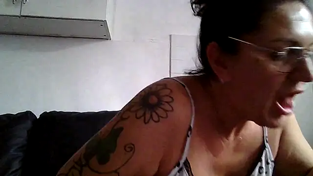 RubyyRosee online show from June 2026 08:54:02 AM