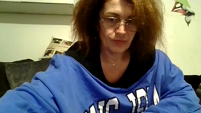 RubyyRosee online show from December 2025 06:47:02 AM